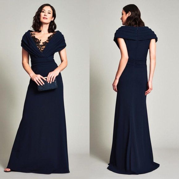 Tadashi Shoji Formal dress - Picture 4 of 5